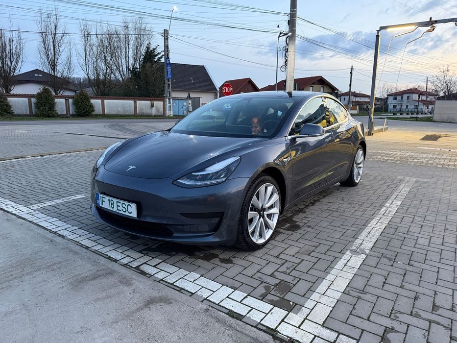 Tesla Model 3 Tesla Model 3 SR+, garantie baterie Decembrie 2027