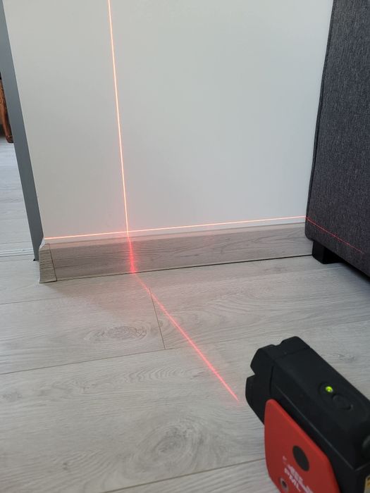 Vând laser Hilti PML 32-Rn