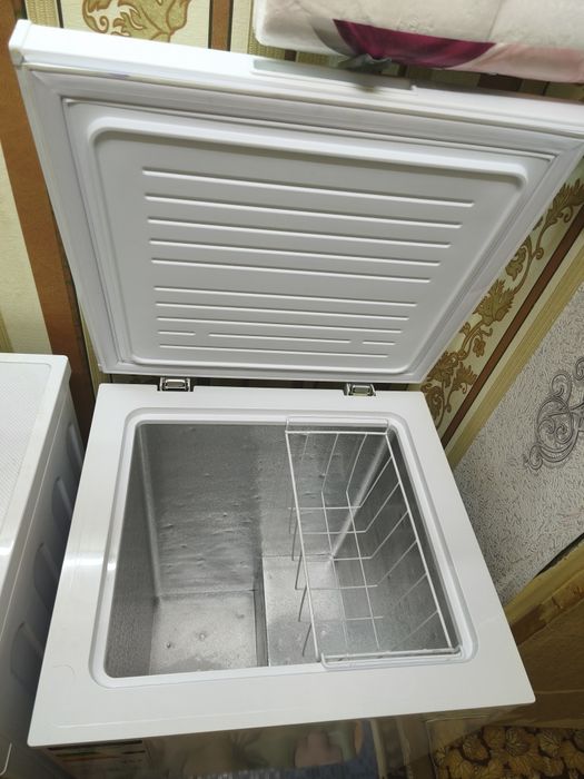 Продам морозилку ларь