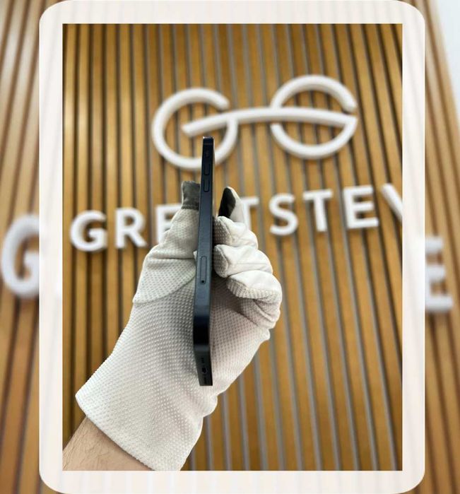 iPhone 12  Midnight 128 GB. Нормальное состояние