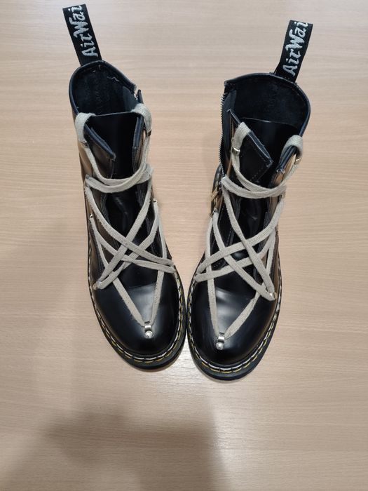 Ghete Dr. Martens x Rick Owens
Stare impecabilă, făr