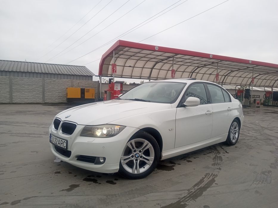 BMW 320D-E90-Facelift-Euro5-2010-Keyless entry/Keyless go/Extra Full