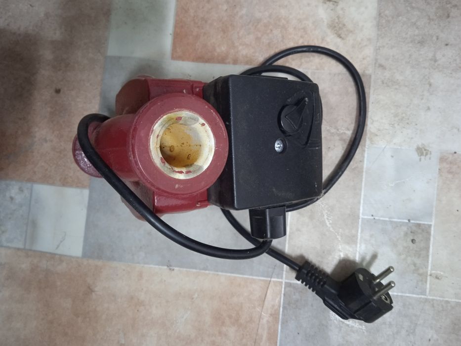 Продам водонапорный насос