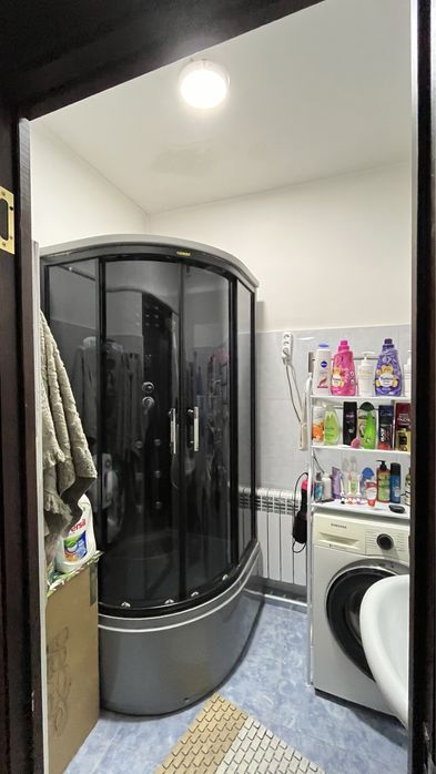 Samarqand darvoza srochno sotiladi