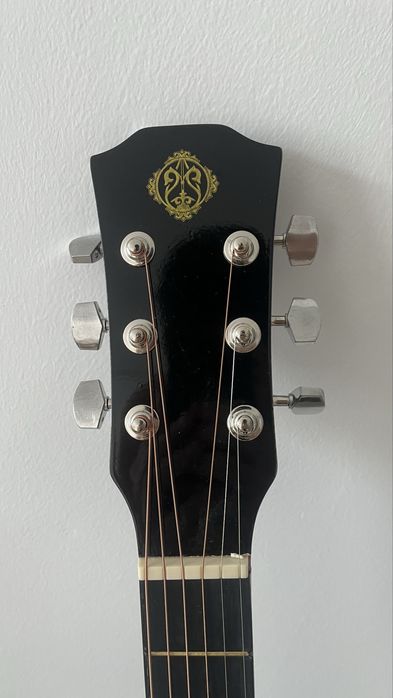 Акустикалық гитаралар