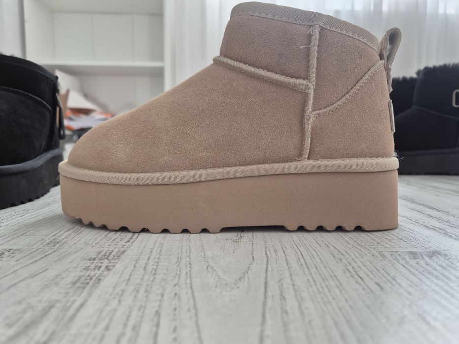 Cizme  UGG mini Bej / botine ugg piele naturala/Transport gratuit