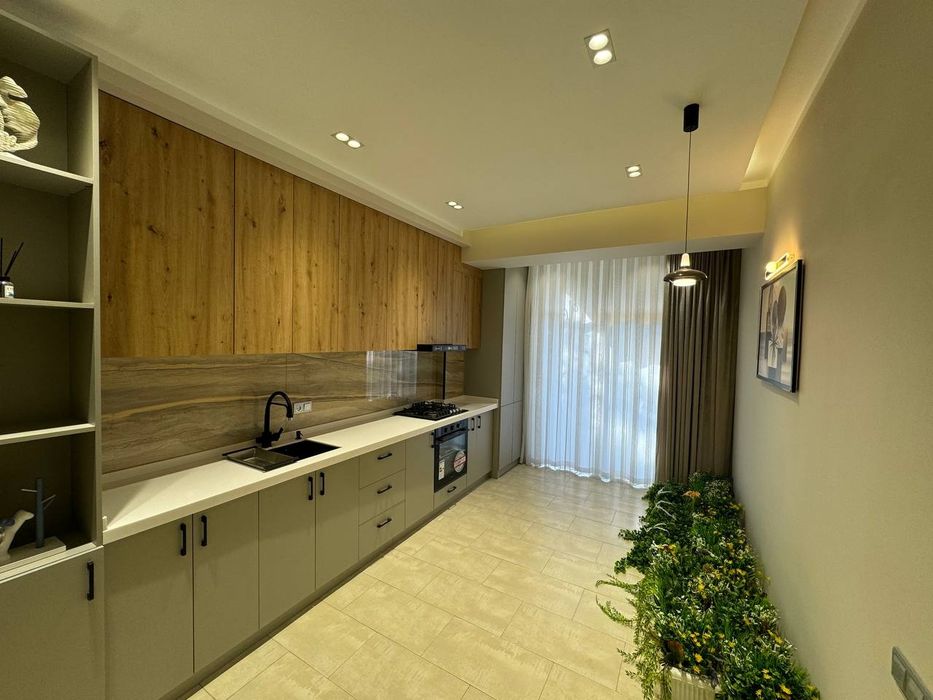 Продается квартира, Центр Луначарский, Новастройка