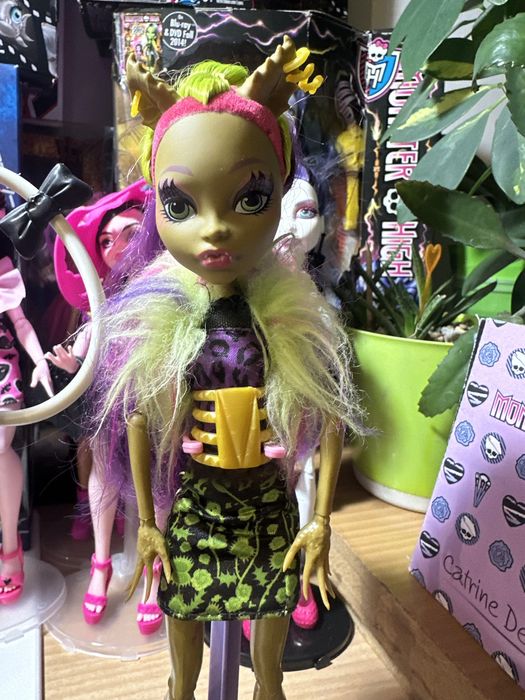 Куклы  монстр хай!