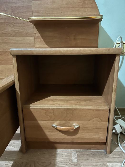 Спалня + нощни шкафчета