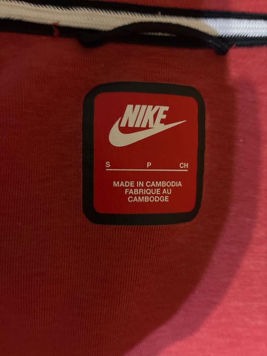 Оригинална Nike Tech горница