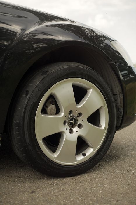 Jante Mercedes 275 45 R18 cu 255 45 R18 oglinda capota far stop usa ac