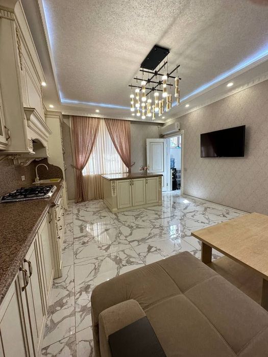 Сдам!!! Элбек ТЖМ, 5/2/4, кирпич, с обстановкой