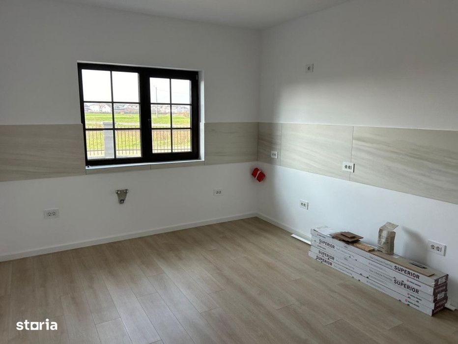 Duplex 3 camere, 87 mp utili, 320 mp teren, terasa 16 mp - Mosnita Nou