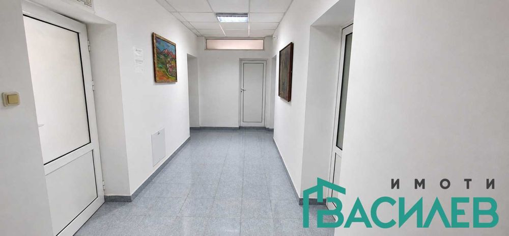 Продава МНОГОСТАЕН град Перник, Изток