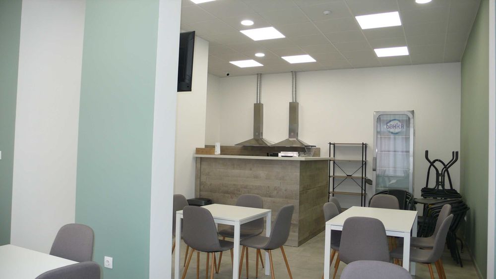 Обзаведено заведение в Младост 4