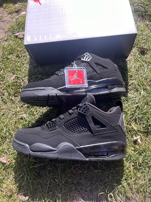 Jordan 4 black cat