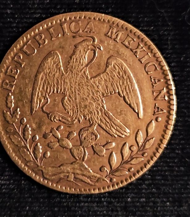 8 златни ескудо Мексико