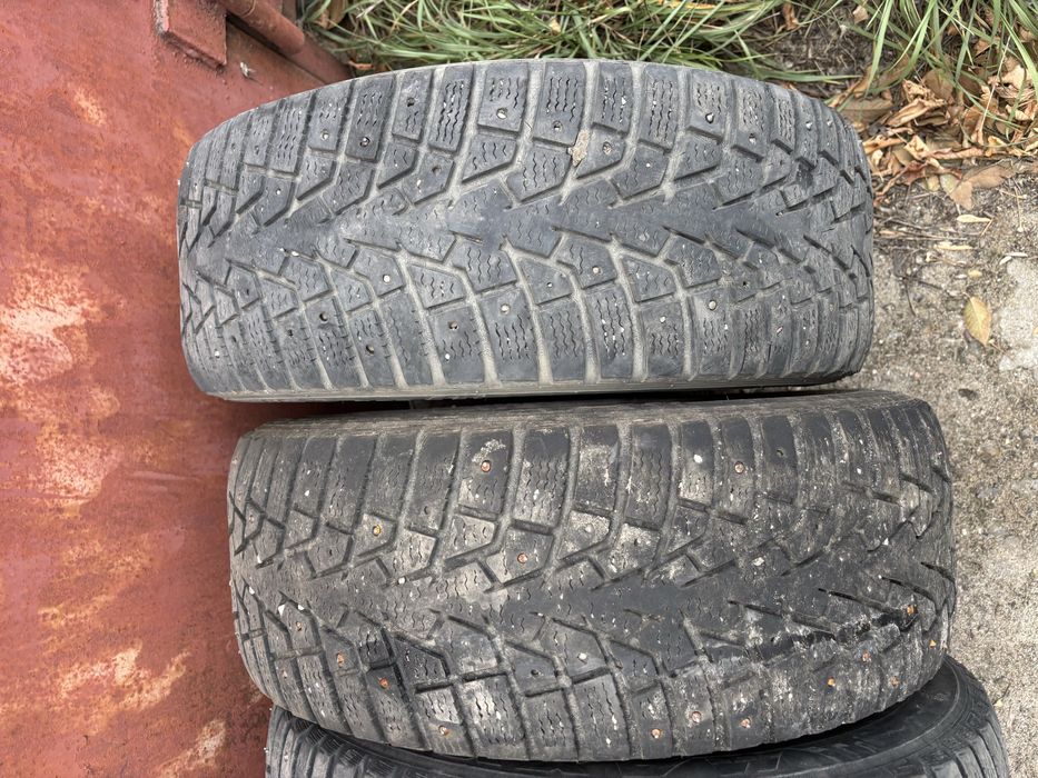 Продам резину 205/55/16