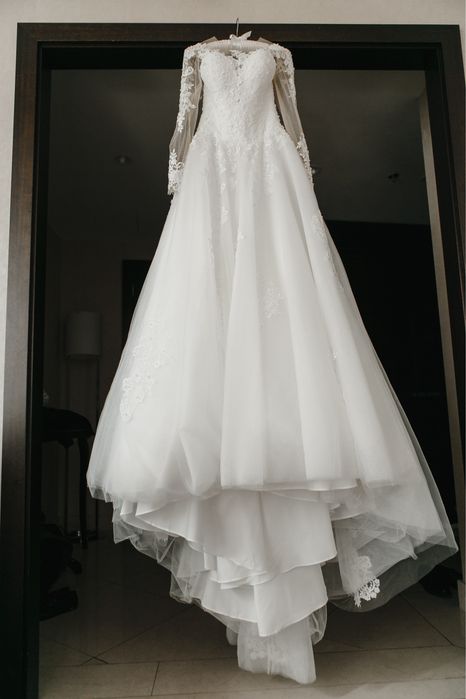 Свадебное платье