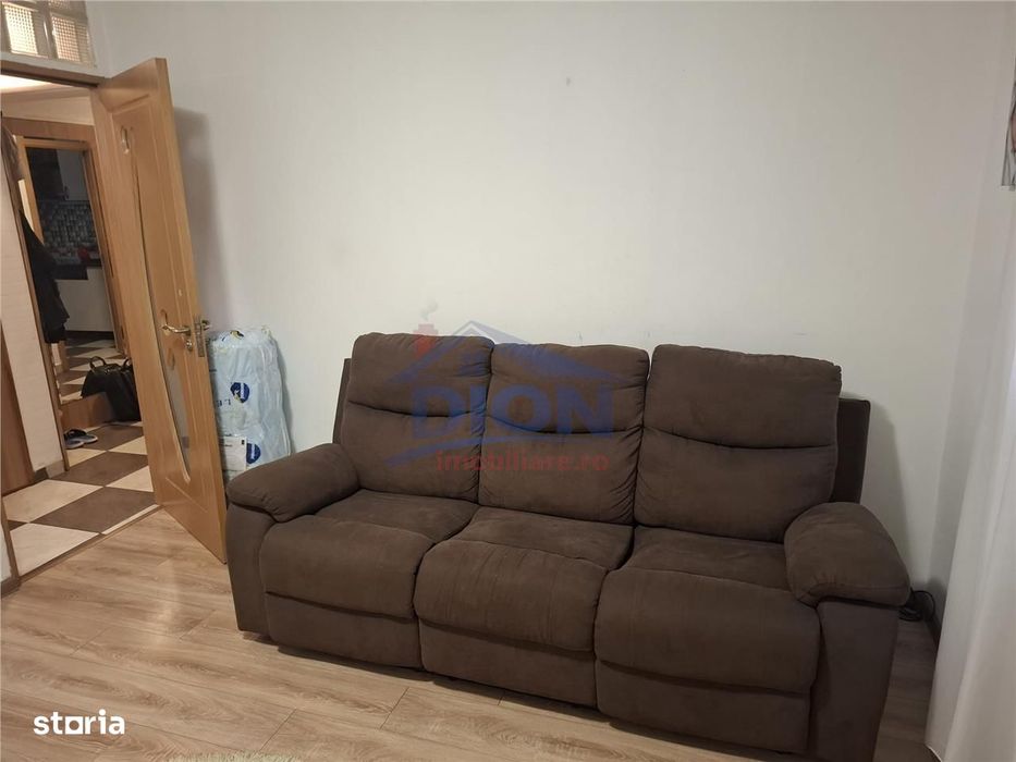 Decebal Turquoise  -  apartament 2 camere deosebit, cu parcare