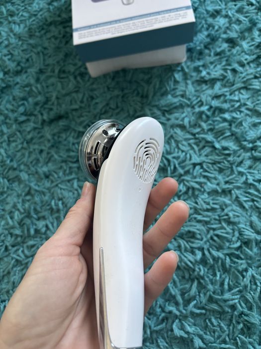 Aparat pentru tratament facial si intinerirea pielii 5 in 1 EvoSmart