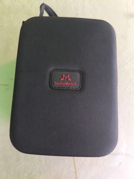 Чисто нови слушалки SoundMadgic HP151