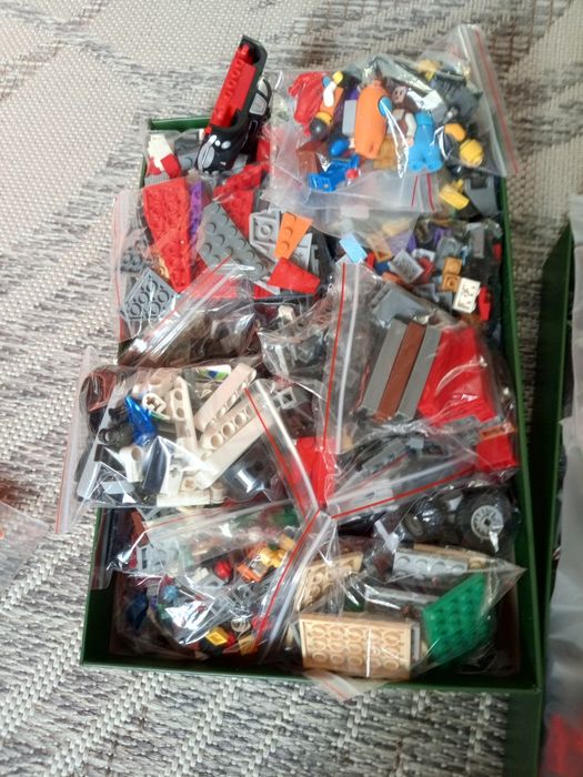 Продам лего бу да