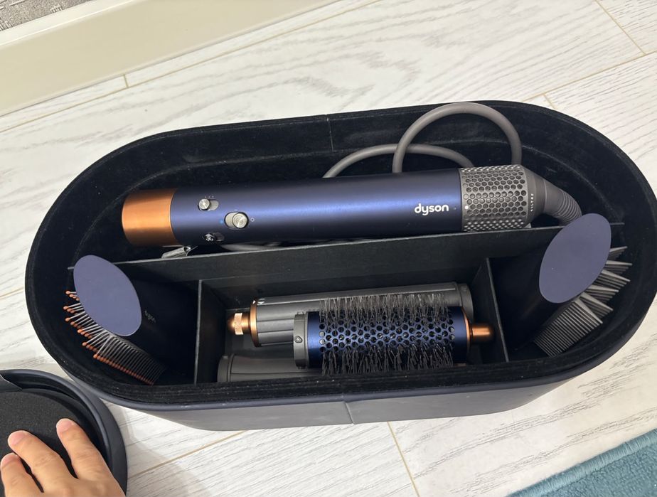 Dyson Styler фен