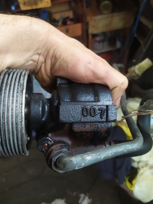 Продам генератор  Рено