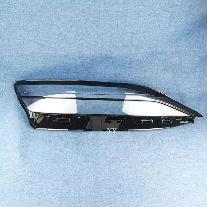 Стекло фары BYD Han