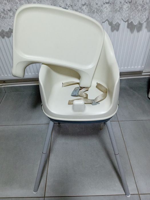 Scaun de masa copii