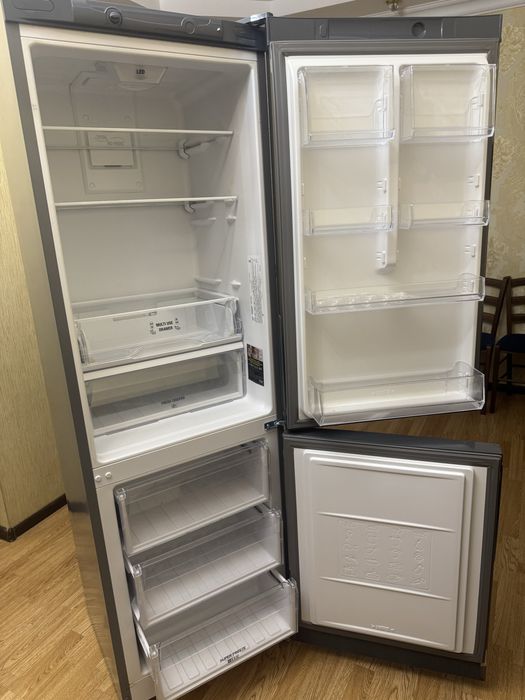 Продаётся холодильник Ariston