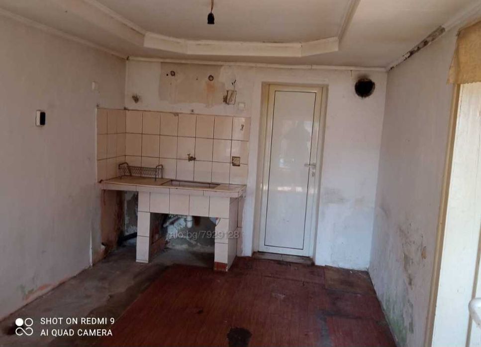 Продава се Къща в с. Овча могила, Област Велико Търново - 140 кв.м за 66 €/кв.м - Снимка #2