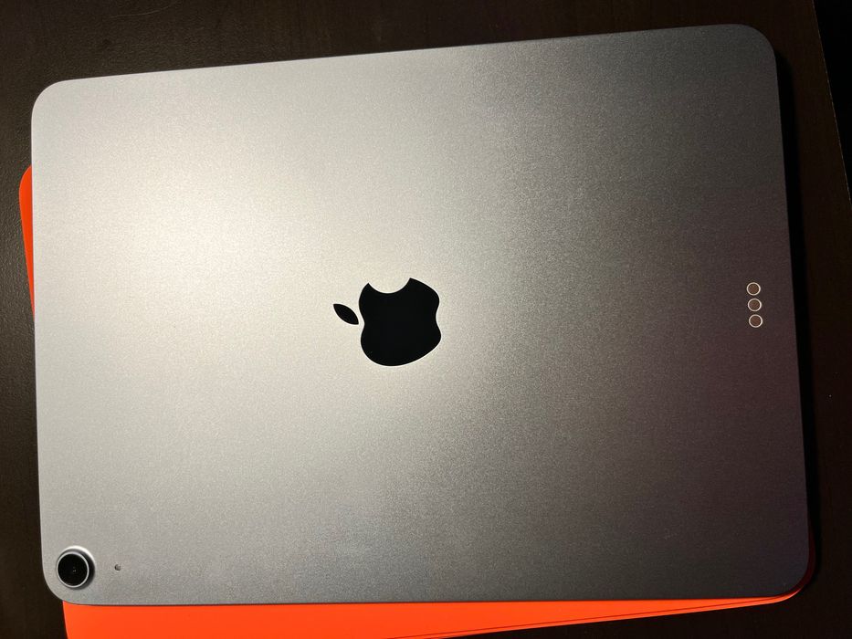 iPad Air 11 inch Blue, 256 GB, new model 2025, НОВ, ГАРАНЦИЯ И ФАКТУРА