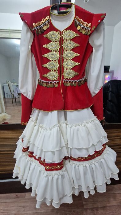 Продаётся платье