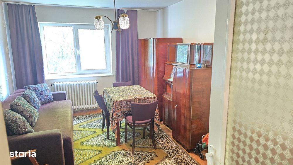 Vand apartament cu 3 camere decomandat in Deva, George Enescu etaj 1,