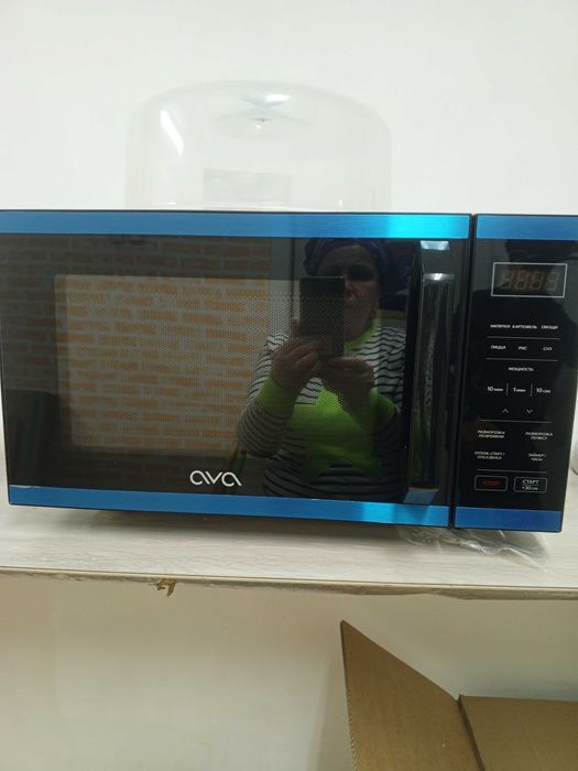 Продам микроволновую печь