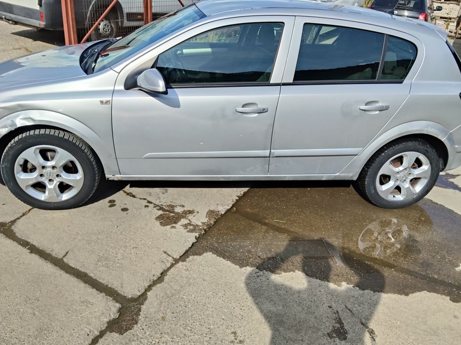 OPEL Astra 2008 — imagine 3
