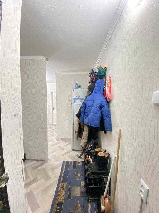 продаю 3 комнатную в 15 микрорайоне