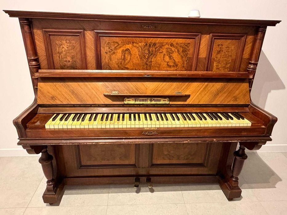 Pianina Triumpf - pentru restaurare sau decor