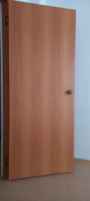 Продам межкомнатные двери