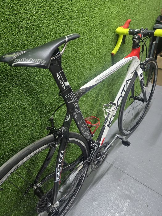 Карбонов шосеен, аеро велосипед  Kuota K-Factor