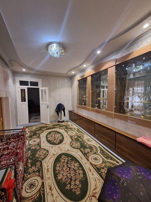 Самарканд Дарвоза Беш лола кучада 2,55 сотиз тайёр ховли сотилади.