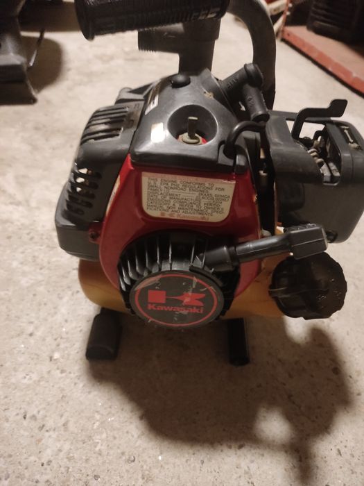 Vind pompe de tras apa