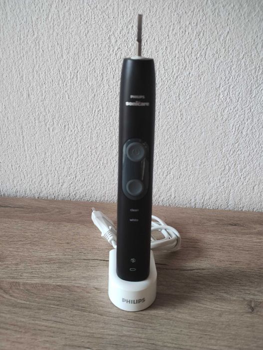 Philips Sonicare HX683 ултразвукова четка за зъби
