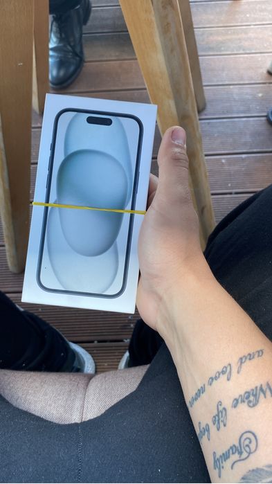 Iphone 15 plus  acept si schimb