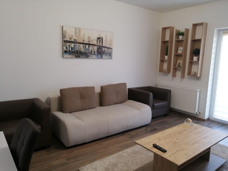 Inchiriez apartament 2 camere Coresi