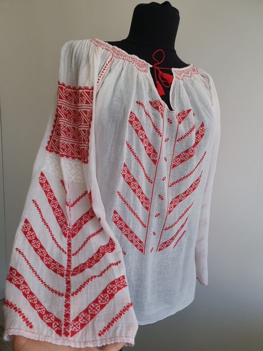 Ie traditionala autentica