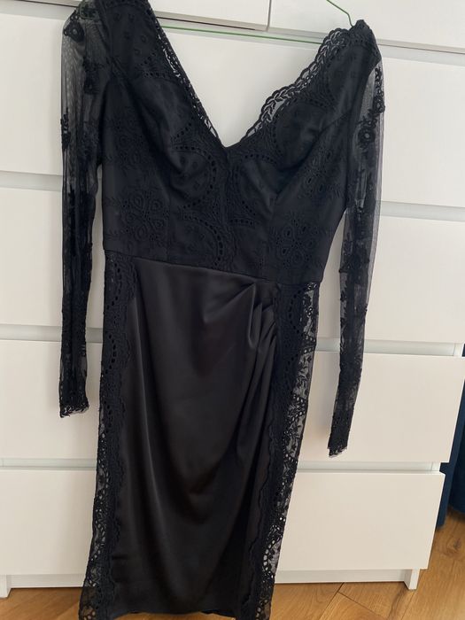 Rochie neagra din dantela si matase naturala