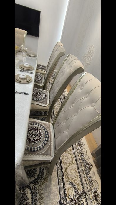 Стол стул комплект сотилади